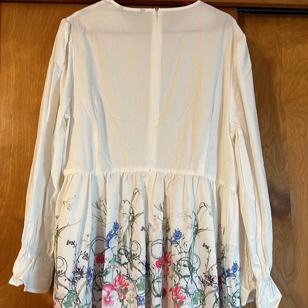 SHEIN plus size spring white dress with floral skirt, long sleeves, size 3XL - Picture 4 of 4
